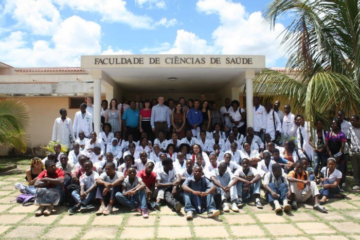 1-foto-facultad-ciencias-salud.jpg